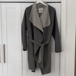 Abercrombie and Fitch Two tone Gray Wrap Coat size L